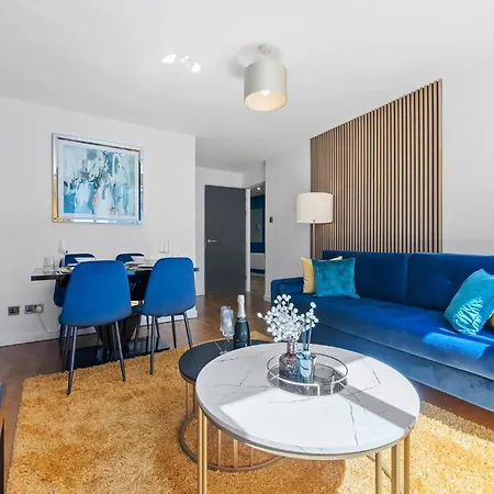 2 Bedroom Greek Street - Sleeps Up To 6 Apartment Leeds (West Yorkshire)