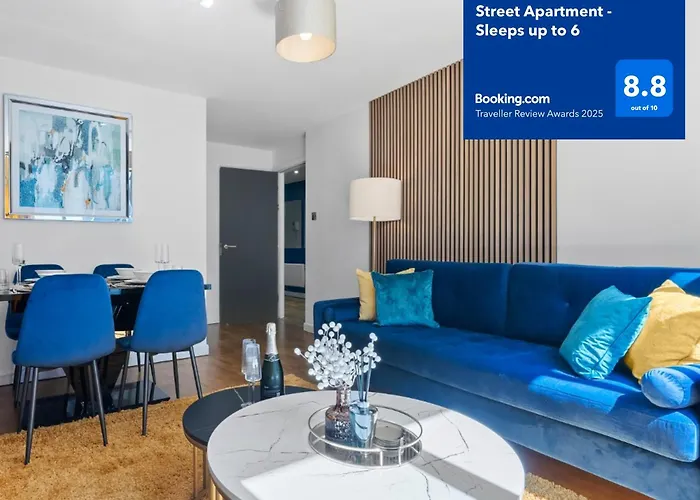 Apartment 2 Bedroom Greek Street Apartment - Sleeps Up To 6 Leeds (West Yorkshire)