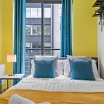 2 Bedroom Leeds City Centre Apartment Apartment *