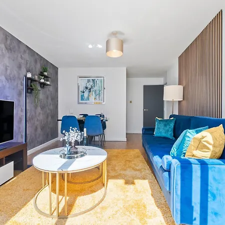 2 Bedroom Greek Street Residence - Central Leeds