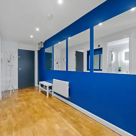 2 Bedroom Greek Street Residence - Central Leeds